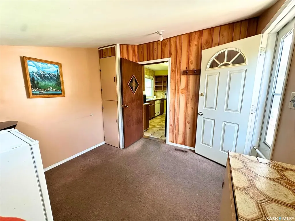 249 6th Street E Prince Albert SK S6V 0M9
