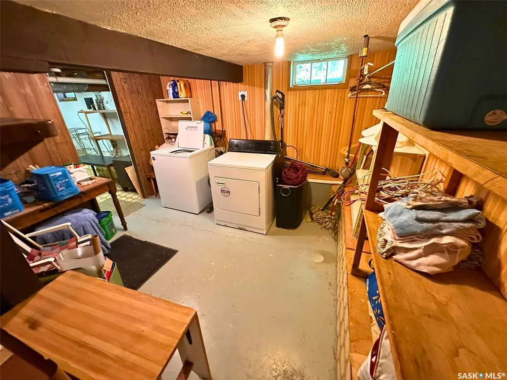 249 6th Street E Prince Albert SK S6V 0M9