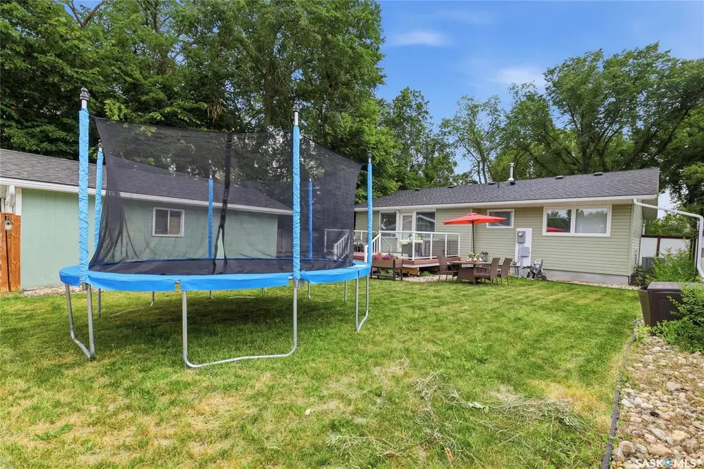 80 Cameron Crescent Regina SK S4S 2X2