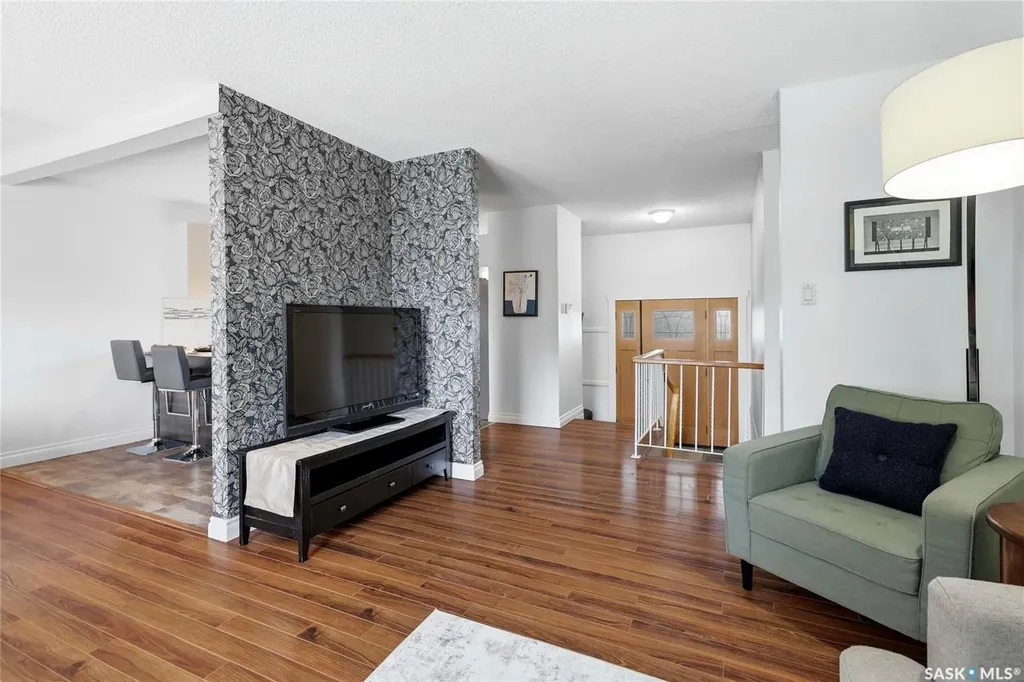 80 Cameron Crescent Regina SK S4S 2X2