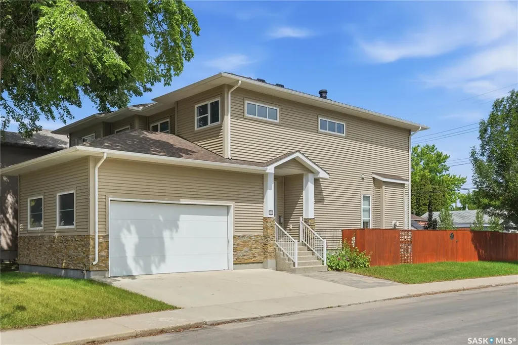 1623 Broadway Avenue Saskatoon SK S7H 2B2