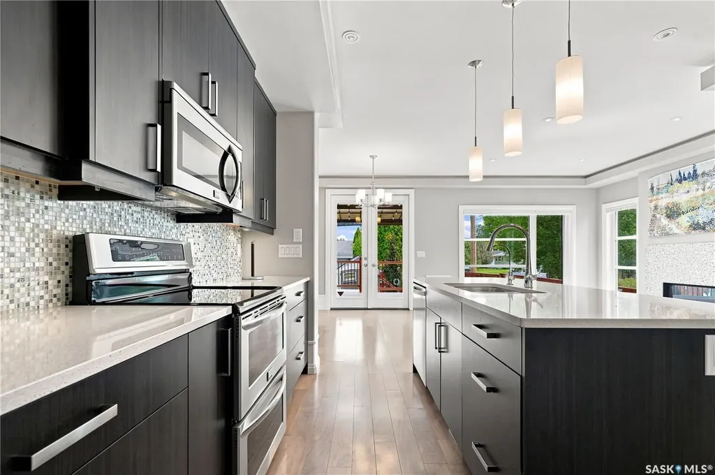 1623 Broadway Avenue Saskatoon SK S7H 2B2