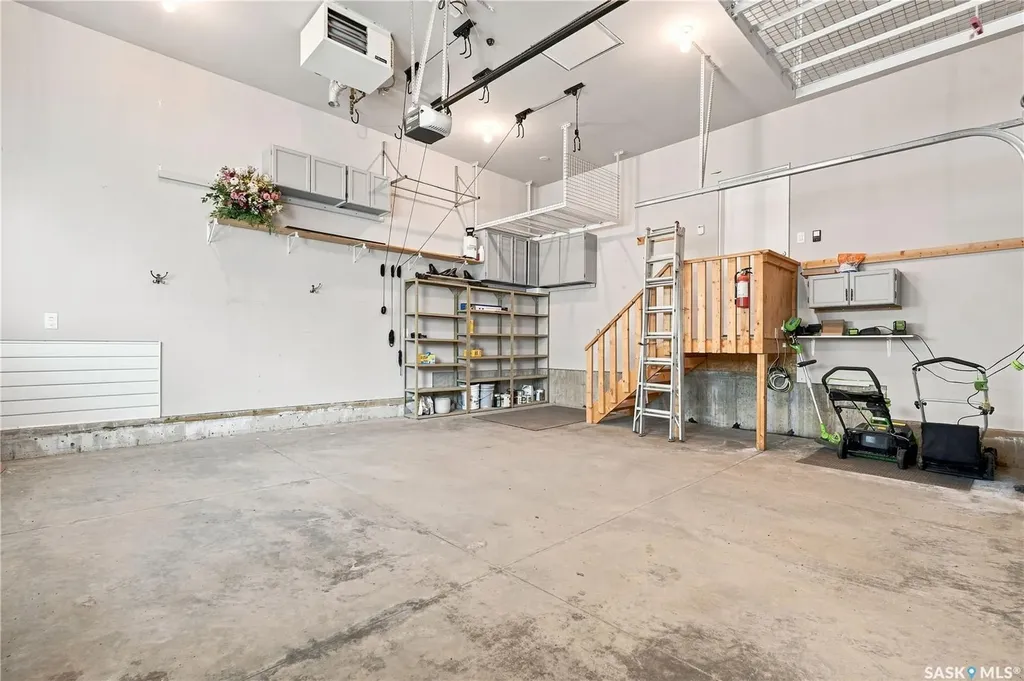 1623 Broadway Avenue Saskatoon SK S7H 2B2