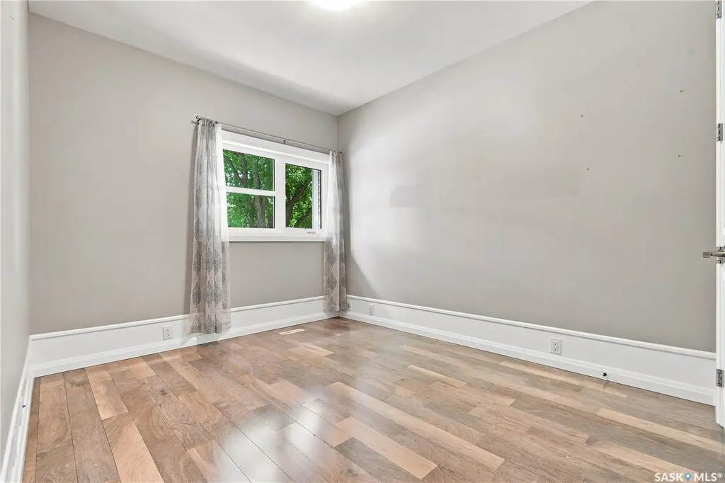 1623 Broadway Avenue Saskatoon SK S7H 2B2