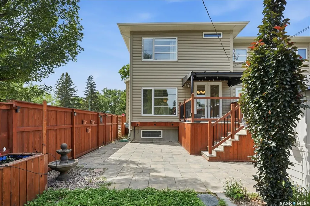 1623 Broadway Avenue Saskatoon SK S7H 2B2
