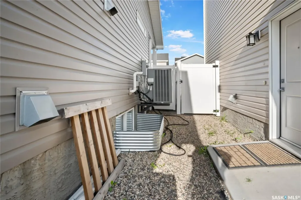 3271 Green Brook Road Regina SK S4V 3R3