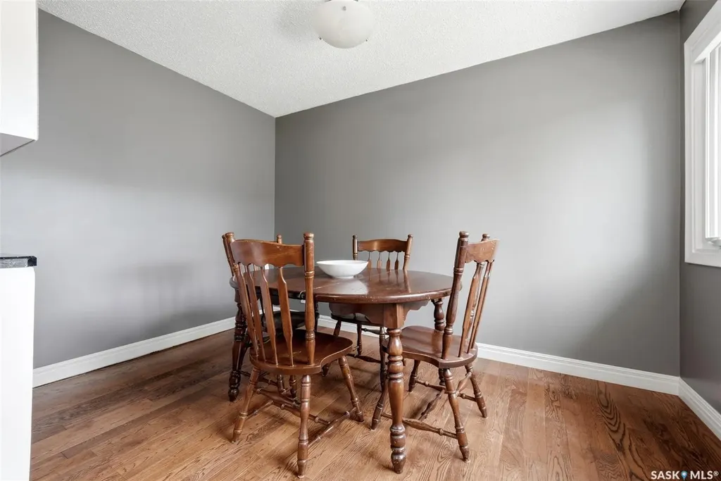 408 Mullin Avenue E Regina SK S4N 1C7