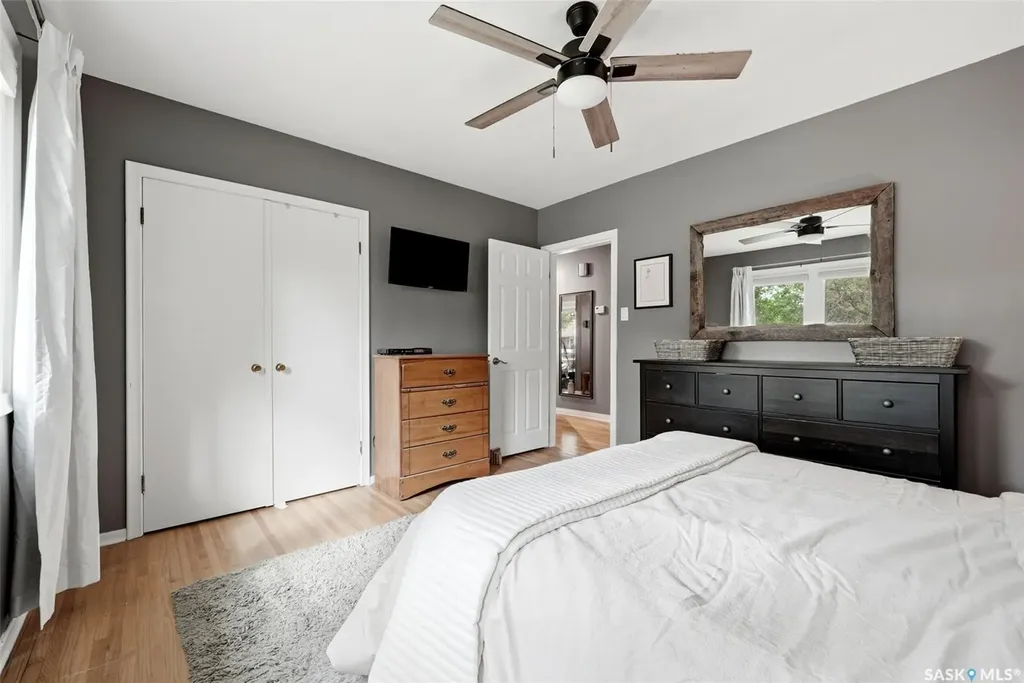 408 Mullin Avenue E Regina SK S4N 1C7