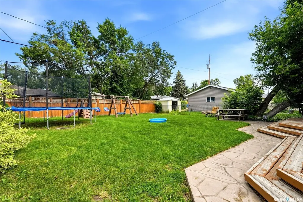 408 Mullin Avenue E Regina SK S4N 1C7