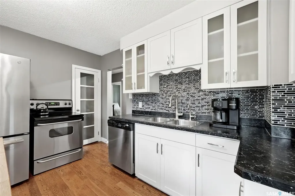 408 Mullin Avenue E Regina SK S4N 1C7