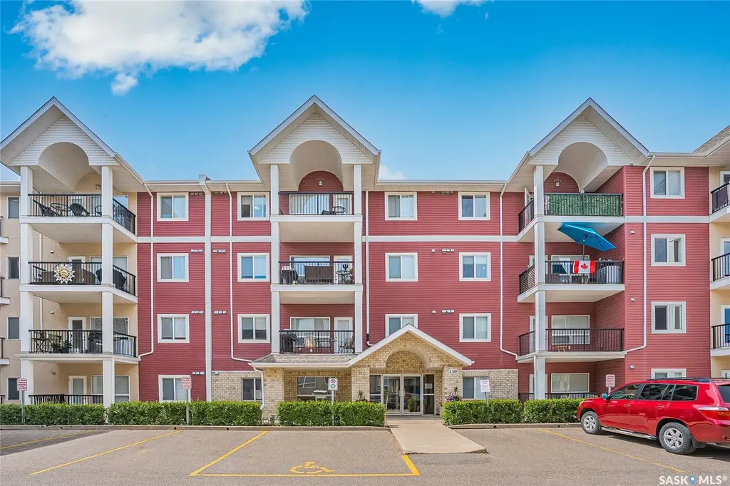 150 Pawlychenko Lane Saskatoon SK S7V 0B4