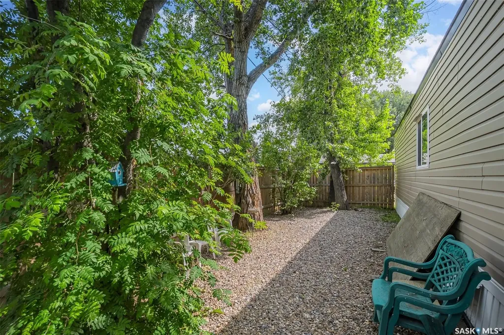 219 Grant Street Saskatoon SK S7N 2A5