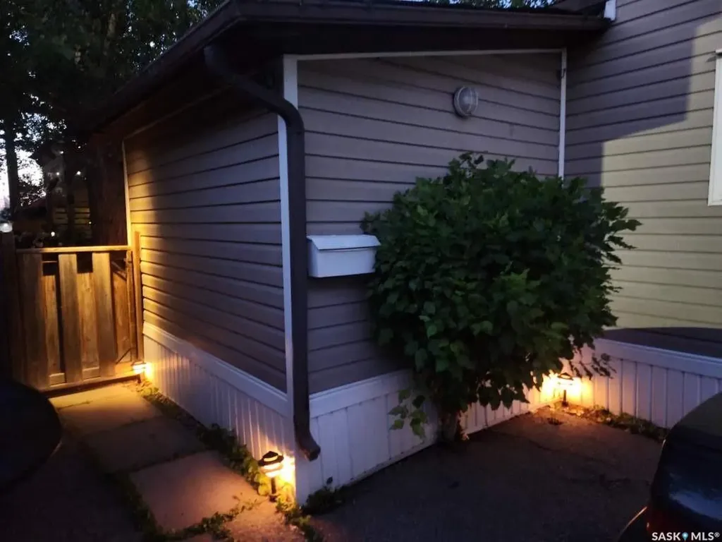 219 Grant Street Saskatoon SK S7N 2A5