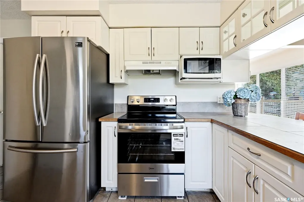 1308 Preston Avenue S Saskatoon SK S7H 2V4
