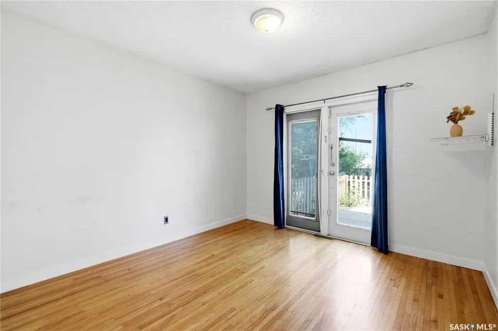 1308 Preston Avenue S Saskatoon SK S7H 2V4