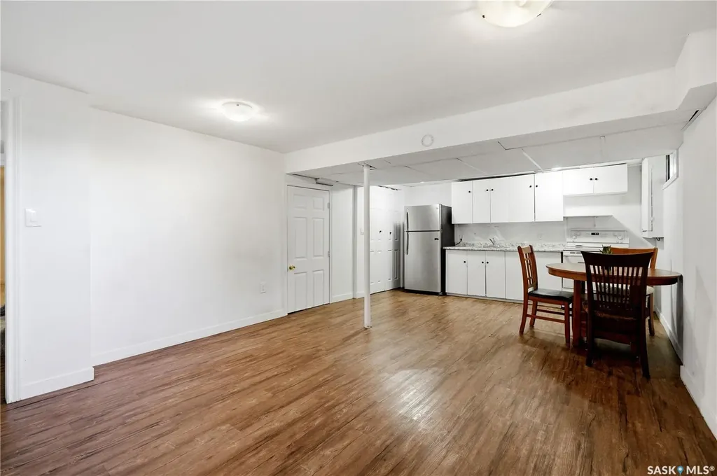 1308 Preston Avenue S Saskatoon SK S7H 2V4