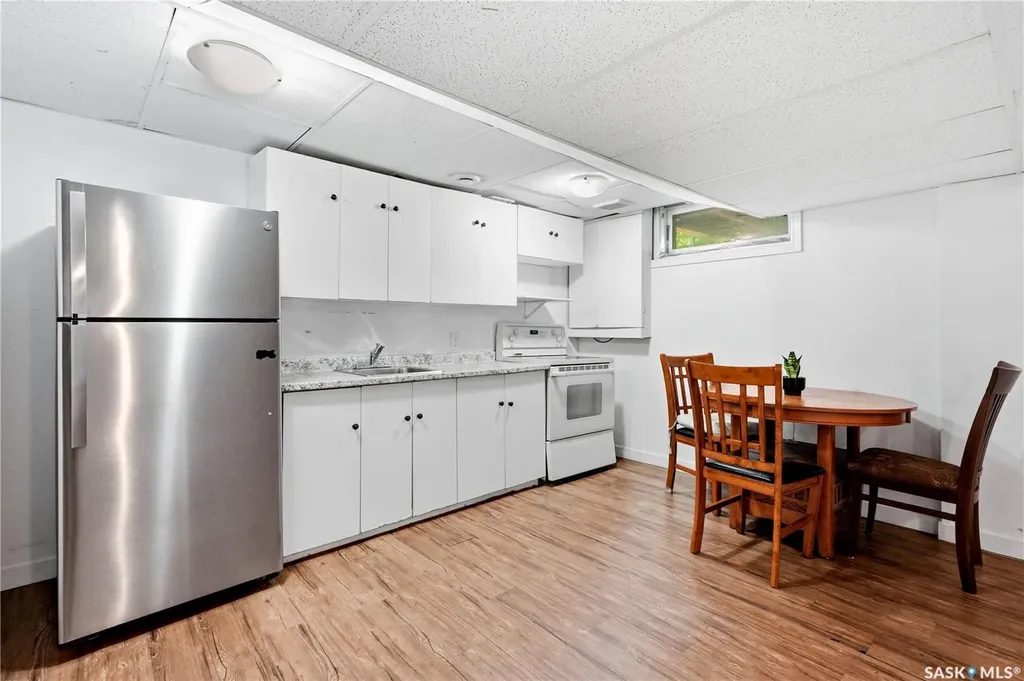 1308 Preston Avenue S Saskatoon SK S7H 2V4