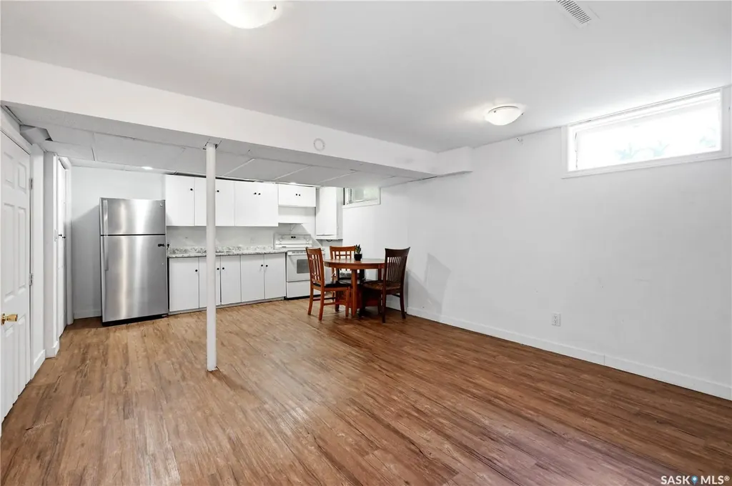 1308 Preston Avenue S Saskatoon SK S7H 2V4