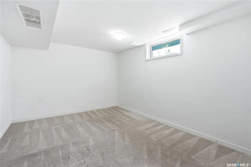 1308 Preston Avenue S Saskatoon SK S7H 2V4