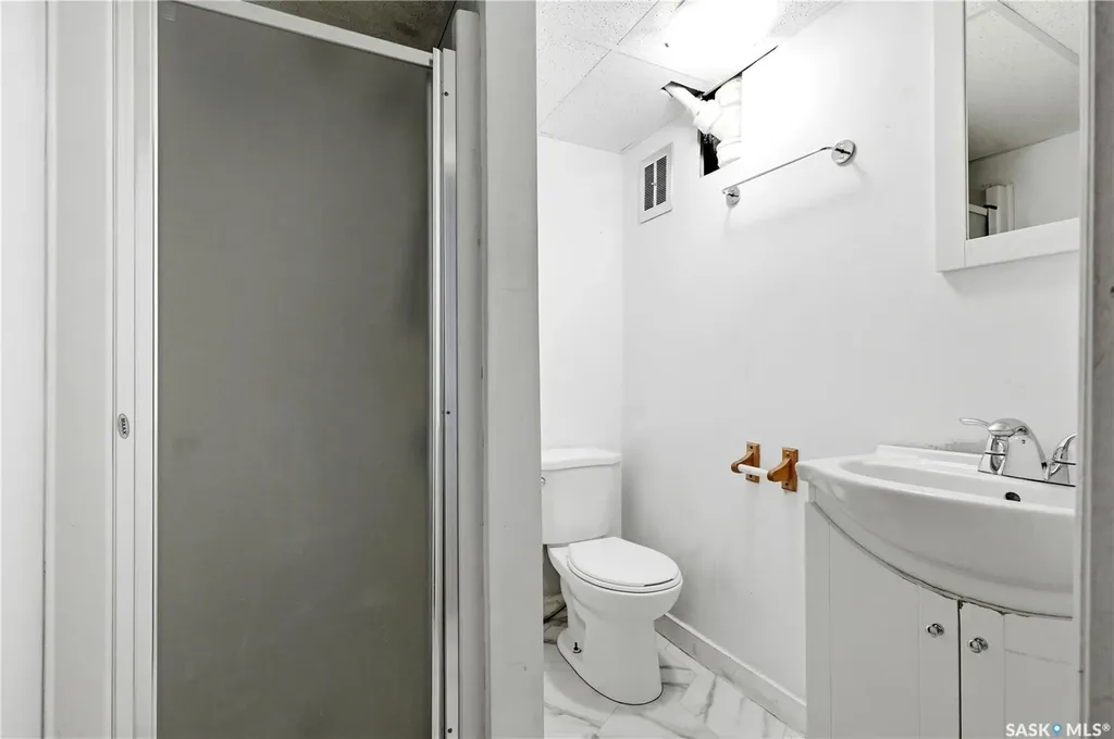 1308 Preston Avenue S Saskatoon SK S7H 2V4