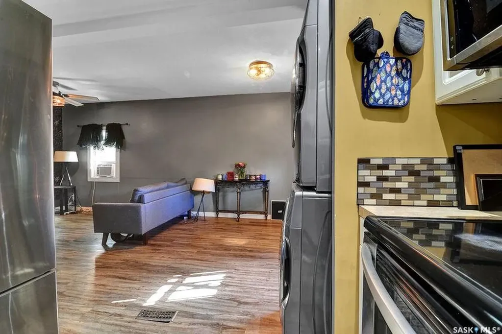 2258 Osler Street Regina SK S4P 1W8