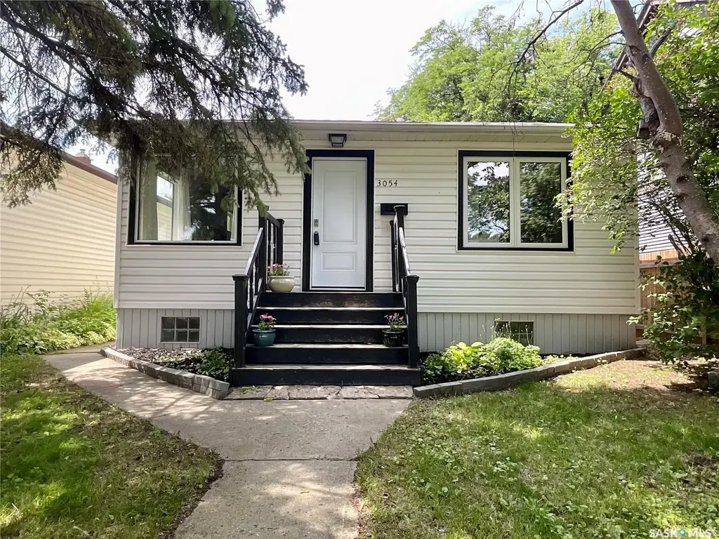 3054 Athol Street Regina SK S4S 1Y5