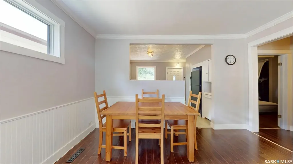3054 Athol Street Regina SK S4S 1Y5