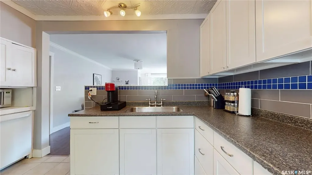 3054 Athol Street Regina SK S4S 1Y5