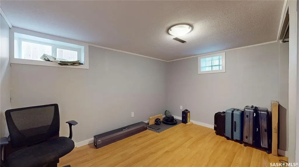 3054 Athol Street Regina SK S4S 1Y5