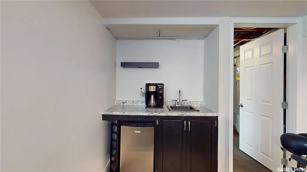 3054 Athol Street Regina SK S4S 1Y5