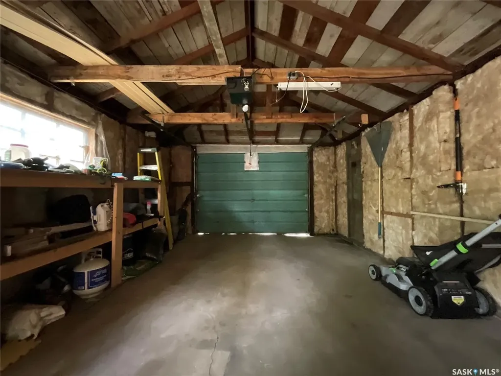 3054 Athol Street Regina SK S4S 1Y5