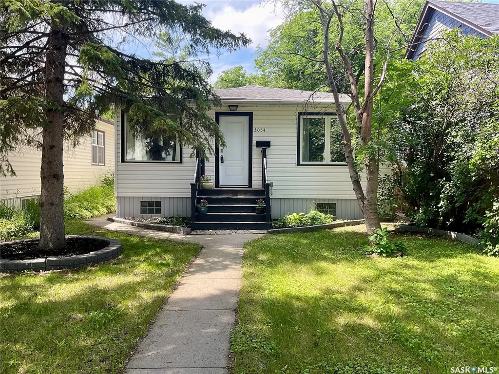 3054 Athol Street Regina SK S4S 1Y5