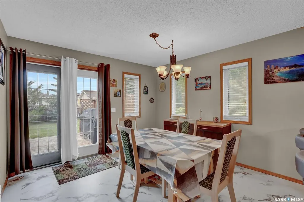 246/242 Westview Drive Balgonie SK S0G 0E0