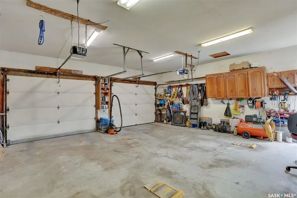 246/242 Westview Drive Balgonie SK S0G 0E0