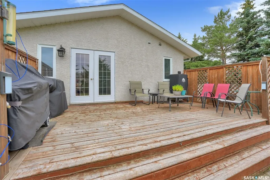 246/242 Westview Drive Balgonie SK S0G 0E0