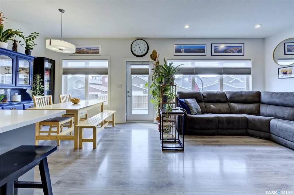 158 Cowan Crescent Martensville SK S0K 0A2