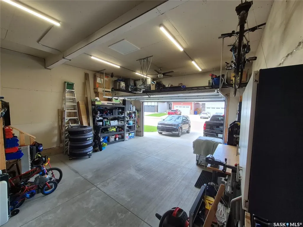 158 Cowan Crescent Martensville SK S0K 0A2