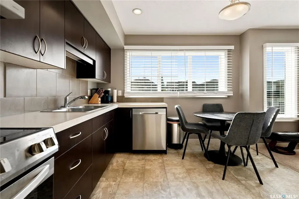 4533 Delhaye Way Regina SK S4W 0M2