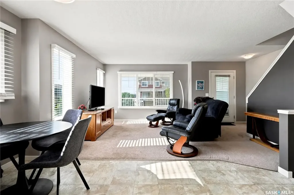 4533 Delhaye Way Regina SK S4W 0M2