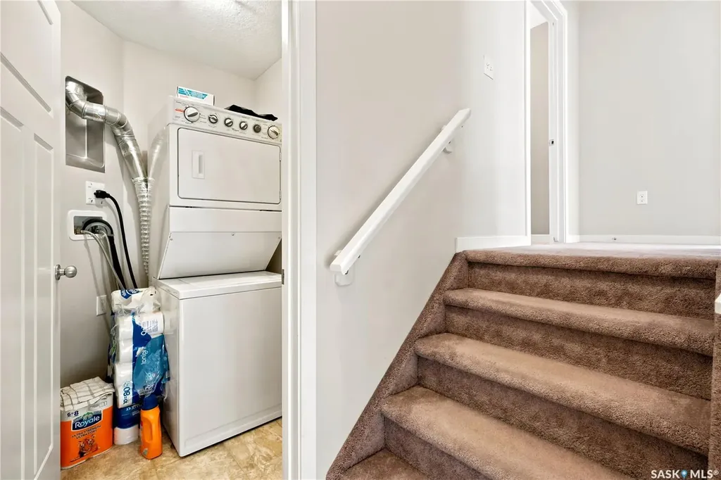 4533 Delhaye Way Regina SK S4W 0M2