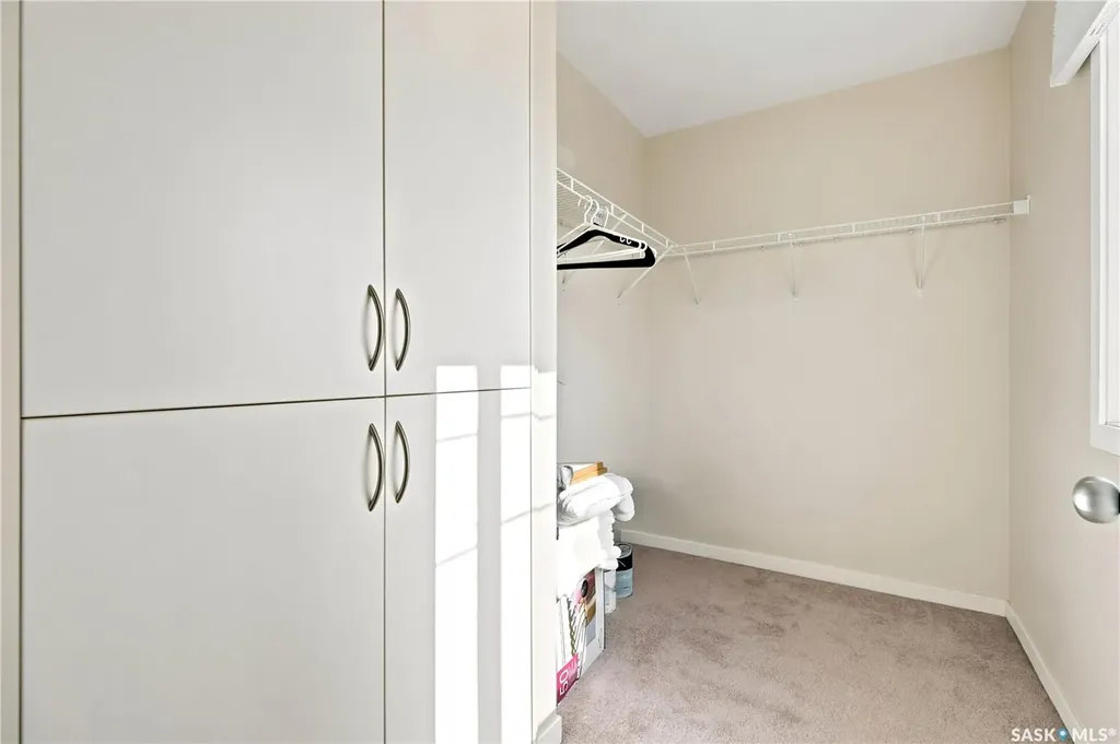 4533 Delhaye Way Regina SK S4W 0M2