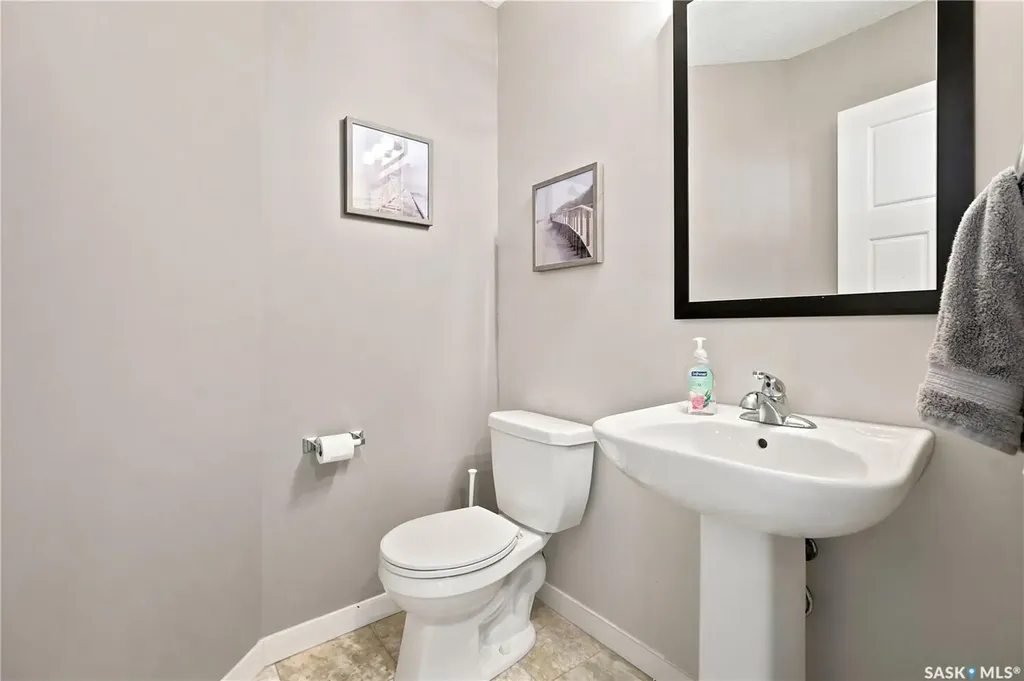 4533 Delhaye Way Regina SK S4W 0M2