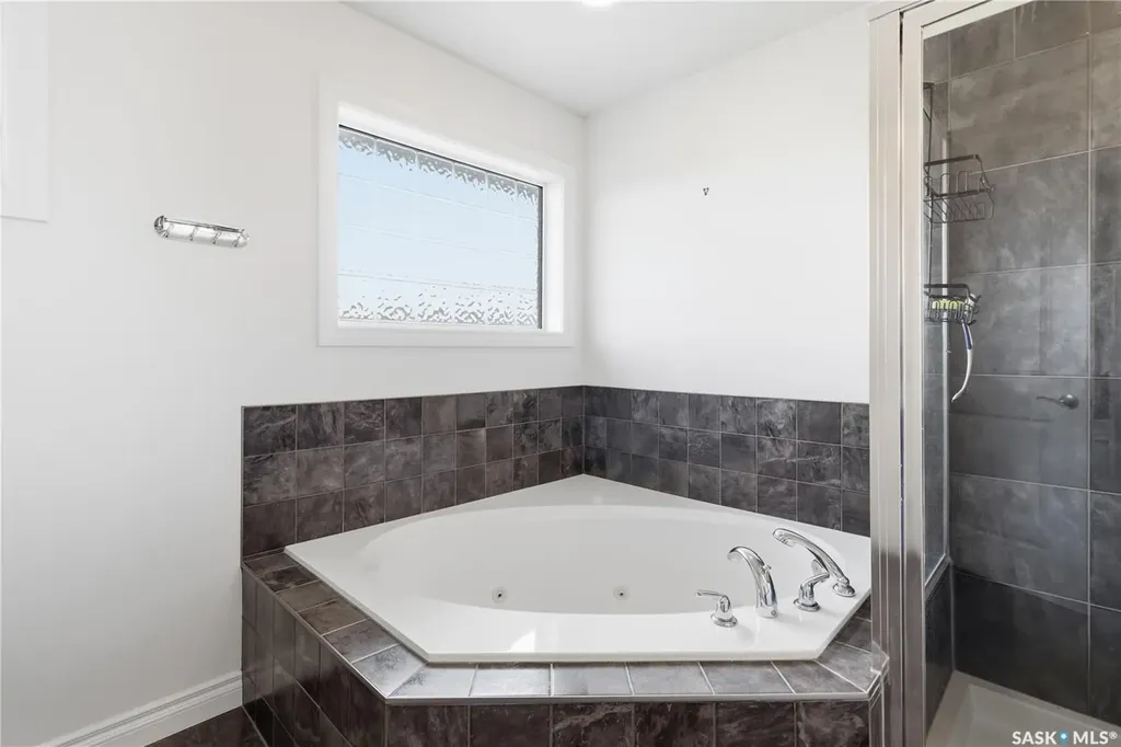 723 Bellmont Court Saskatoon SK S7V 1K7