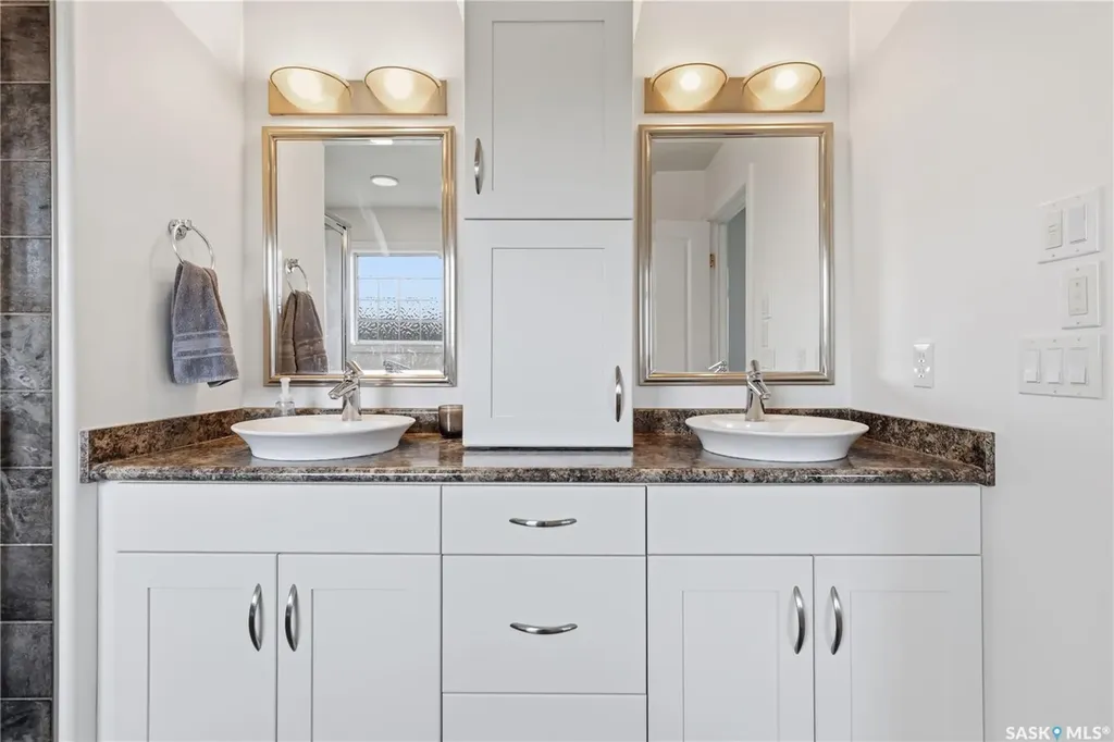 723 Bellmont Court Saskatoon SK S7V 1K7