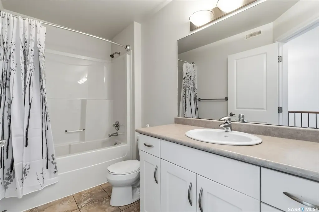 723 Bellmont Court Saskatoon SK S7V 1K7