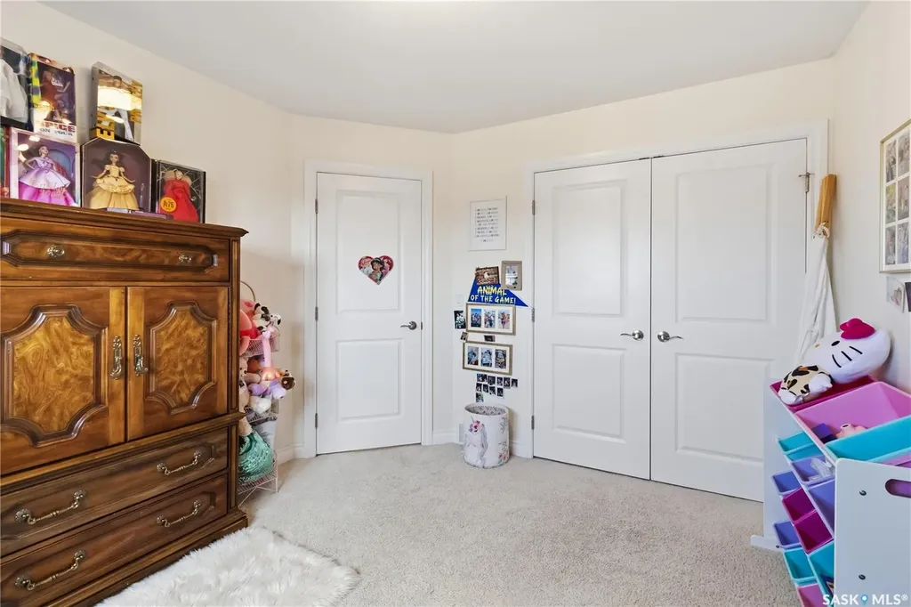 723 Bellmont Court Saskatoon SK S7V 1K7