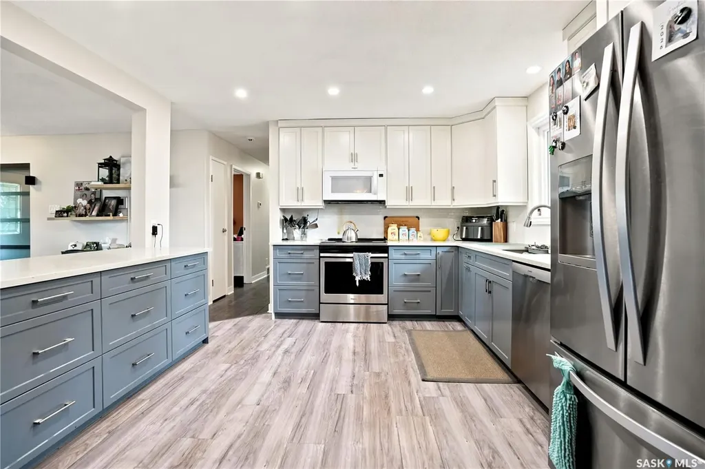 1313 Prince Crescent Moose Jaw SK S6H 6E6