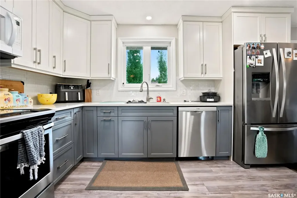 1313 Prince Crescent Moose Jaw SK S6H 6E6