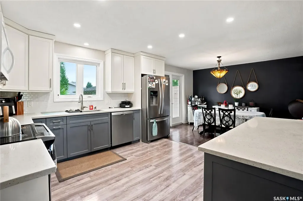 1313 Prince Crescent Moose Jaw SK S6H 6E6