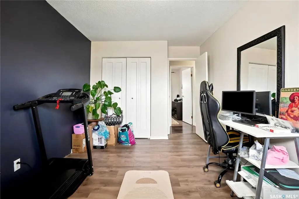1313 Prince Crescent Moose Jaw SK S6H 6E6